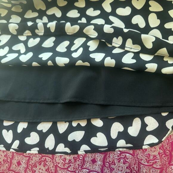 Ann Taylor Medium Knee Length Mock Neck Shift Dress Black and White Hearts - Picture 14 of 16